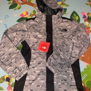 The North Face Wind/Rain Coat NWT